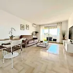 Le Maeva : Apt 4 Prs, Clim, Garage, Piscine