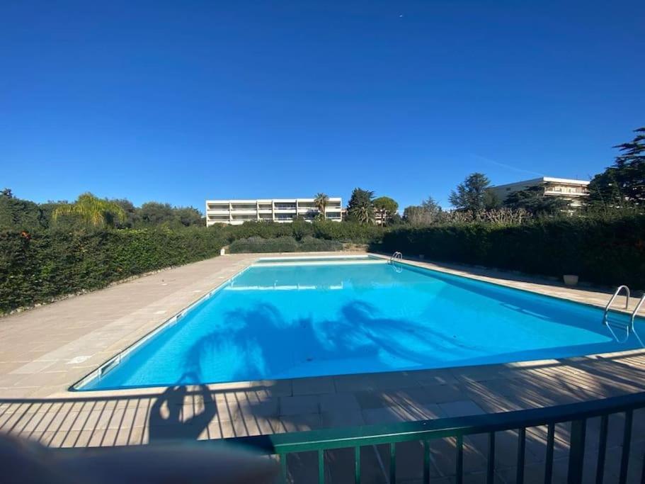 Le Maeva : 4 Prs, Clim, Garage, Piscine Antibes