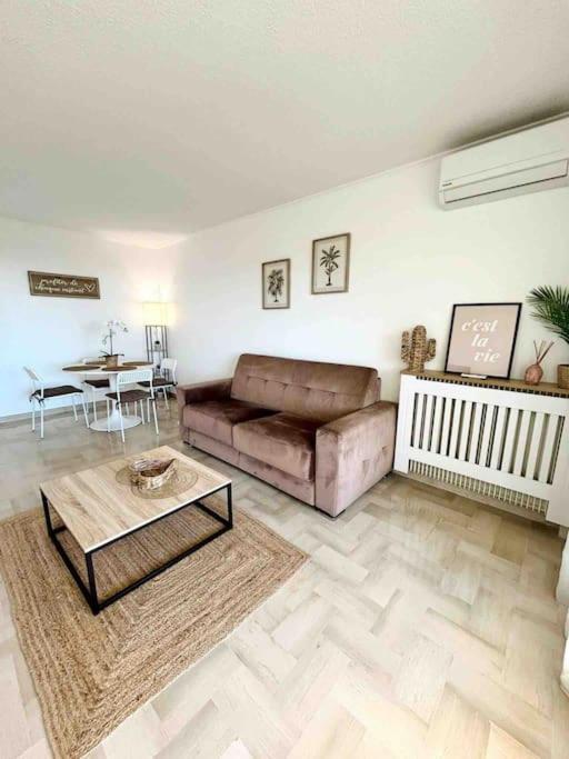 Le Maeva : 4 Prs, Clim, Garage, Piscine Antibes